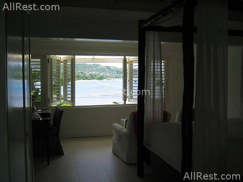 Round Hill Hotel & Villas 48